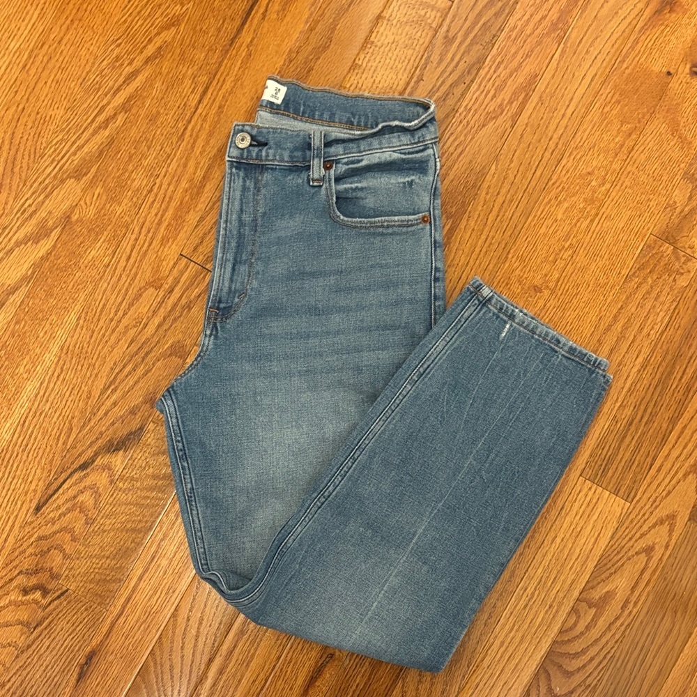 Women’s Mom Jean
